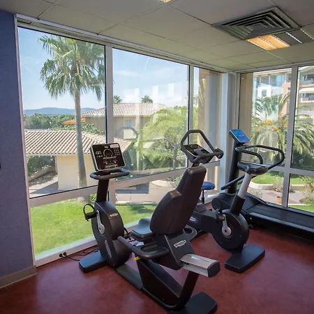 ホテル Mercure Thalasso & Port Fréjus