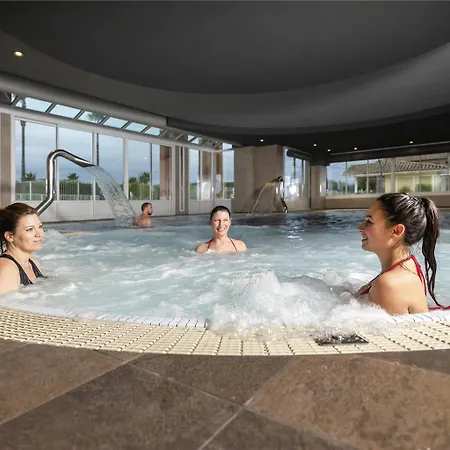 Mercure Thalasso & Port 4*