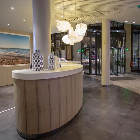 Mercure Thalasso & Port ホテル