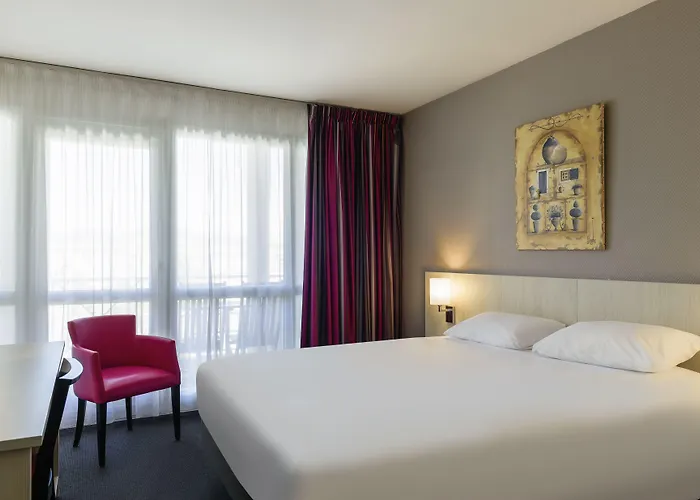 Mercure Thalasso & Port فندق