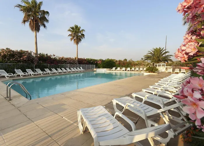 فندق Mercure Thalasso & Port