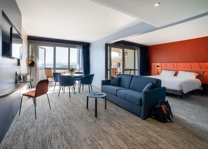 Mercure Thalasso & Port 4* Fréjus